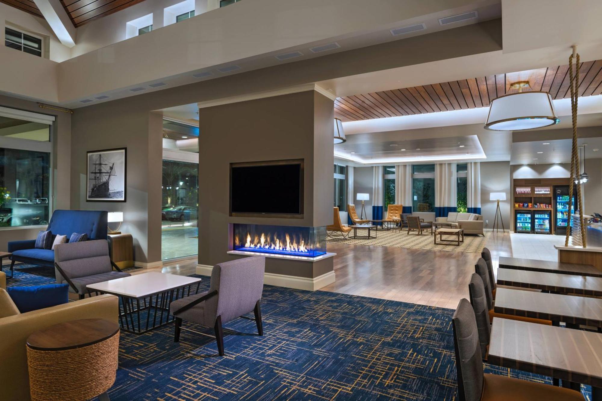 Towneplace Suites By Marriott San Diego Airport/Liberty Station Eksteriør billede